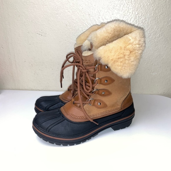 CROCS AllCast II Luxe Snow Boots with shearling at the collar - Picture 2 of 16